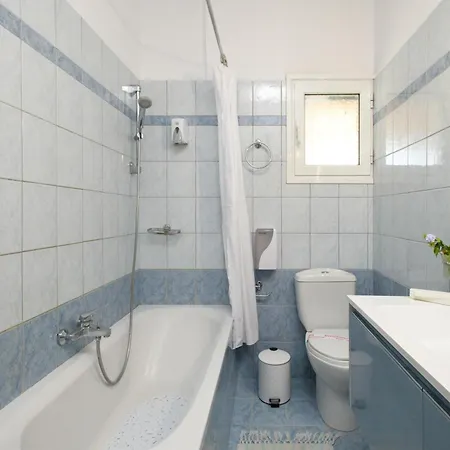 Xenia's In Alepou Apartamento *