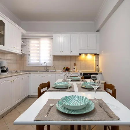 Xenia's In Alepou Apartament